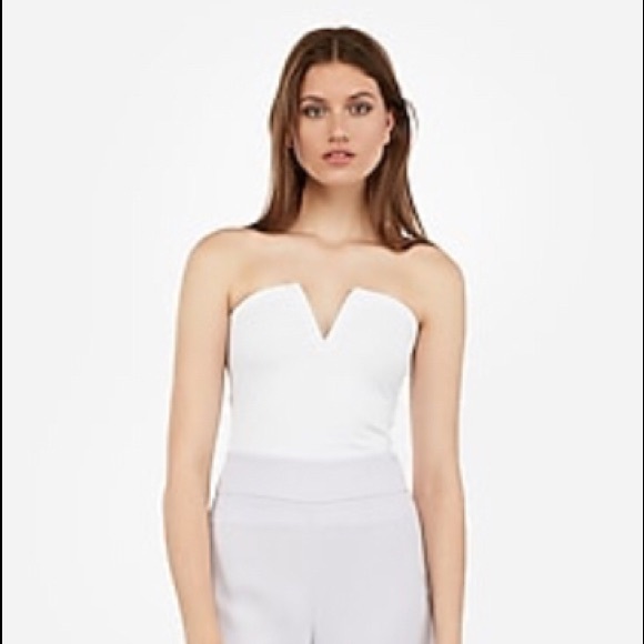 Express Tops - 🌿3/$15 🌿{express} v-neck tube top